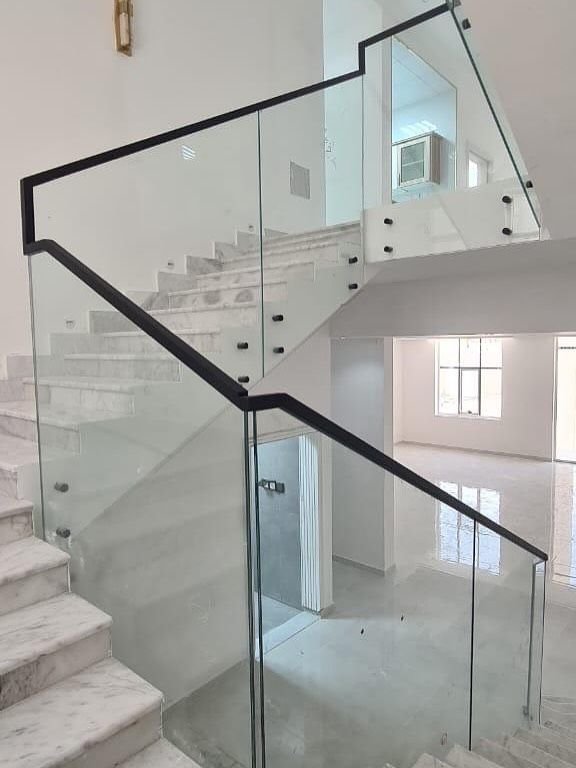 زجاج سكريت الرياض درابزين زجاج